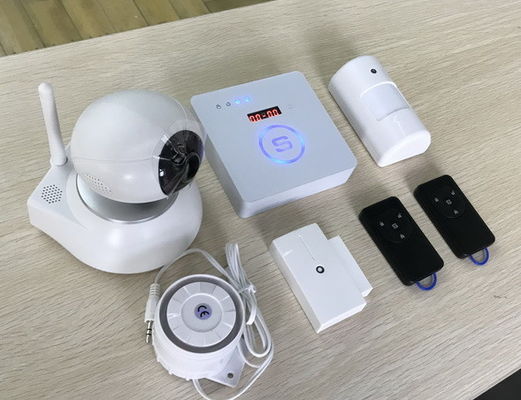 China Draadloos GSM van de Huisveiligheid Alarmsysteem met de Slimme Eigenschap van het de Machtsalarm van PIR Lage leverancier